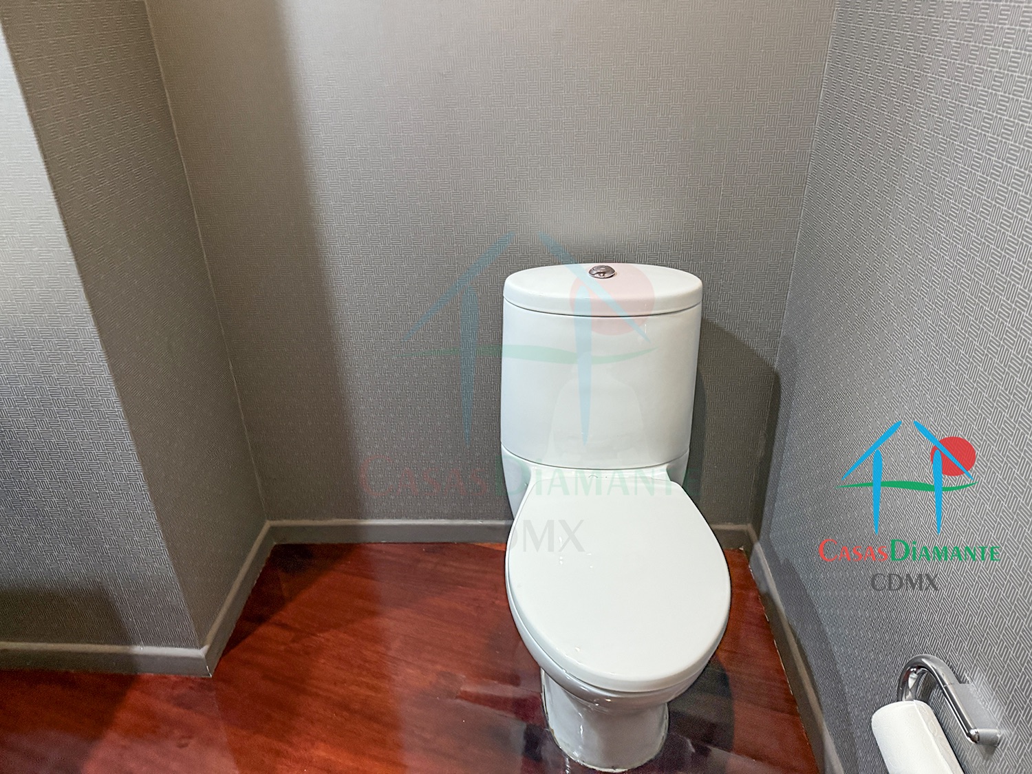 Polanco Tres Picos Rojo - Baño de visitas 2